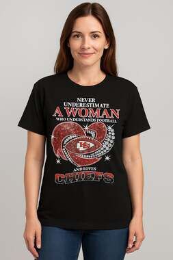 Woman’s Chiefs Shirt Size Large